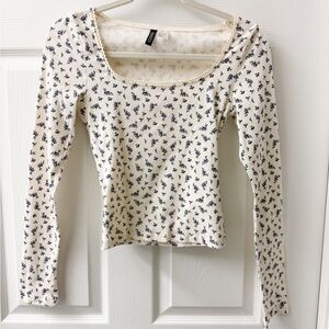 H&M Long-Sleeve Floral Square-Neck Top in Cream and Navy